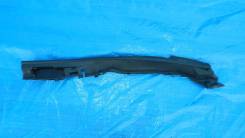 Уплотнитель капота. Infiniti G25, V36 Infiniti G35 Infiniti G37, V36 Infiniti G20 Nissan Skyline, KV36, V36, NV36, PV36 Nissan Infiniti G37, CV36, HV3...