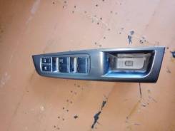Блок управления стеклоподъемниками. Subaru Impreza