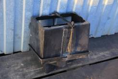 Кожух аккумулятора. Lexus LS430, UCF30 Toyota Celsior, UCF30, UCF31 Двигатель 3UZFE