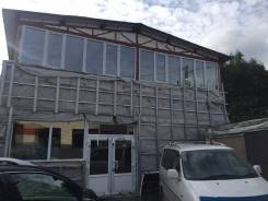 Торговое помещение на Каплунова. 300 кв. м., улица Каплунова 3, р-н Луговая. Дом снаружи