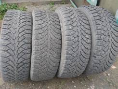 Nokian Hakkapeliitta 4. Зимние, шипованные, износ: 50%, 4 шт