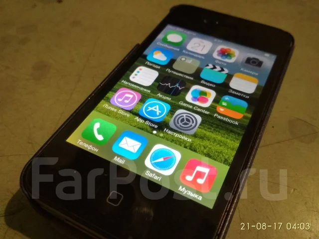 Apple iPhone 4 8Gb. �/� ����