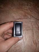 Кнопка включения противотуманных фар. Toyota: Vitz, Funcargo, Allex, Corolla Spacio, Corolla, Corolla Fielder, Platz, bB, Corolla Runx Двигатели: 1SZF...