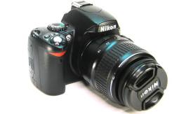 Nikon D40 Body. 6 - 6.9 Мп, зум: 14х и более