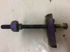 Болт торсиона подвески. Mitsubishi Delica, PD4W, PE6W, PC4W, PF6W, PD8W, PB5W, PA4W, PB4W, PD5V, PD6W, PE8W, PA5V, PC5W, PF8W, PA5W, PB5V, PB6W