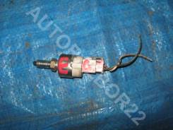 Концевик под педаль тормоза. Honda: Civic Ferio, Legend, Civic CRX, Torneo, CR-X, CR-V, Accord, Ascot, Concerto, Civic, Ascot Innova, Integra, Prelude...