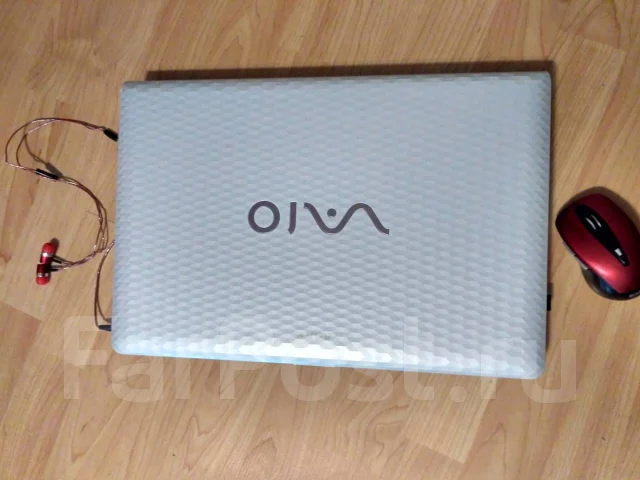 Sony VAIO VPC-EJ3L1R. 17.3", WiFi: 1, Bluetooth: 1 ����