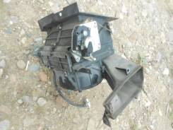 Корпус моторчика печки. Nissan AD, VGY11, WHNY11, VHNY11, VFY11, WPY11, VEY11, WRY11, WHY11, WFY11 Nissan Wingroad, WFY11, WRY11, VEY11, WFNY11, VHNY1...