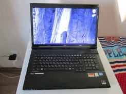 Fujitsu LifeBook NH532. 17.3", 2,4����, ��� 8 ��, ���� 1 000���, WiFi, Bluetooth, ����������� �� 3��. ����