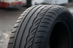 Dunlop SP Sport 01A. ������, �/�, ����� 30�%