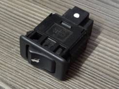 Кнопка открывания багажника. Nissan Terrano, PR50, LR50, LVR50, RR50, R50, LUR50, TR50