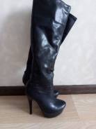 Сапоги. 35