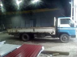 Toyota Toyoace. Toyota toyoace, 3 700 куб. см., 3 000 кг.