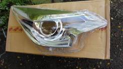 Стекло фары. Toyota Ractis, NCP120, NSP122, NCP125, NCP122, NSP120 Двигатели: 1NRFE, 1NZFE, 1NRFKE