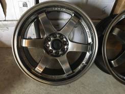 RAYS. 7.0x16, 4x98.00, 4x100.00, ET30, ЦО 73,1 мм.