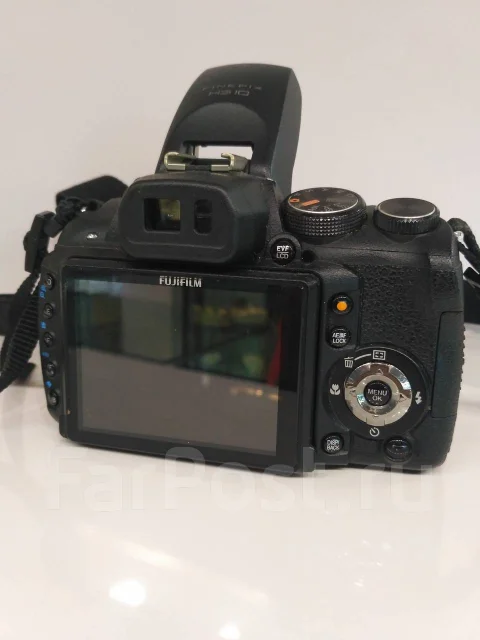 Fujifilm FinePix HS10 ����