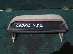 Фонарь Nissan Cedric