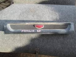 Решетка радиатора Mazda Familia
