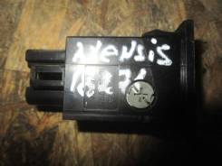 Кнопка. Toyota Avensis, ADT251, AZT250, AZT250L, AZT250W, AZT251, AZT251L, AZT251W, AZT255, AZT255W, CDT250, ZZT251, ZZT251L Двигатели: 1AZFE, 1AZFSE...