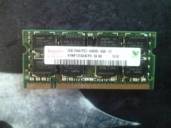 SO-DIMM DDR2.