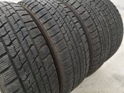 Goodyear Ice Navi Zea. Зимние, без шипов, 2013 год, износ: 10%, 4 шт