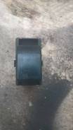 Кнопка стеклоподъемника. Nissan: Bluebird, NV350 Caravan, King Cab, Lucino, Almera, Sunny, Caravan, 180SX, Vanette Serena, Terrano Regulus, AD, Homy...