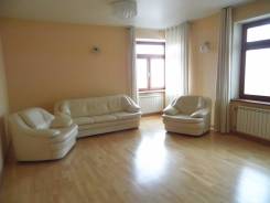 2-комнатная, улица Запарина 53. Центральный, агентство, 83 кв. м.