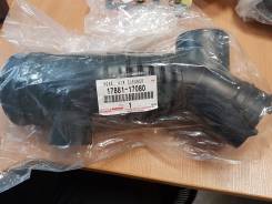 Патрубок. Toyota Land Cruiser, HZJ105 Двигатель 1HZ