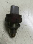 Датчик заднего хода. Toyota: Tercel, Echo, Land Cruiser, Caldina, Sprinter, Fortuner, Carina E, Land Cruiser Prado, Picnic Verso, Previa, Hilux, Camry...