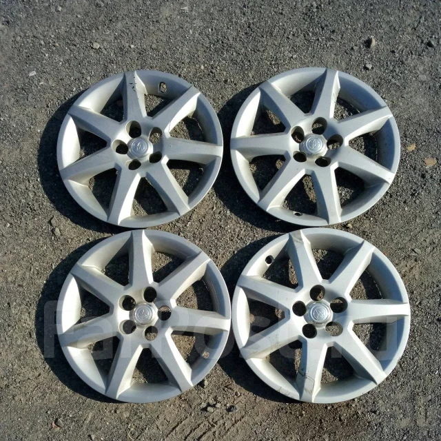 Колпаки приус. Колпаки для prius 50. Колпаки приус. Колпак r15 на toyota prius 5. Колпаки приус.