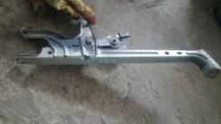 ПЛАНКА РАДИАТОРА Toyota Corolla Fielder, NZE124, 53208-12450