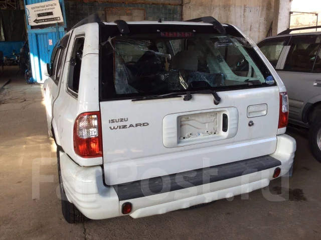 Isuzu Wizard. UES25FW, 6VD1 ����
