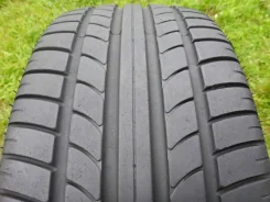 Pirelli P Zero Rosso Direzionale. ������, �/�, ����� 30�%