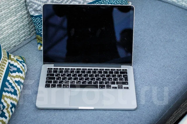 Apple MacBook Pro 13 2013 Late ME864 with Retina display. 13.3", 2,4����, ��� 4 ��, ���� 128���, WiFi: 1, Bluetooth: 1, ����������� �� 9��. ����