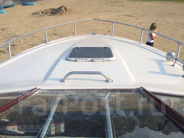 Maxum. 1990 ���, ����� 8��., ��������� ���������, 260��.�., ������ ����