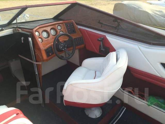 Maxum. 1990 ���, ����� 8��., ��������� ���������, 260��.�., ������ ����