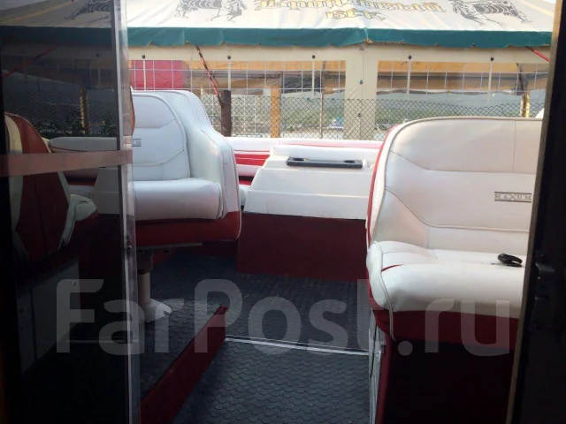 Maxum. 1990 ���, ����� 8��., ��������� ���������, 260��.�., ������ ����