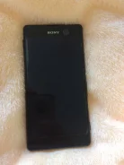 Sony Xperia M5. �/�