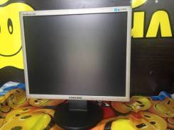 Samsung. 17", технология ЖК (LCD)