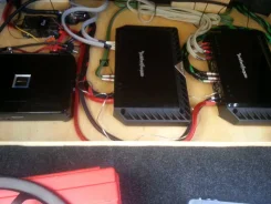 Rockford Fosgate ����