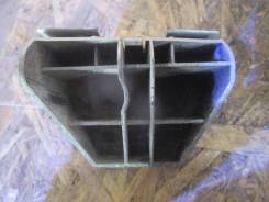 Крепление бампера. Toyota Avensis, ADT250, ADT251, AZT250, AZT250L, AZT250W, AZT251, AZT251L, AZT251W, AZT255, AZT255W, CDT250, ZZT250, ZZT251, ZZT251...