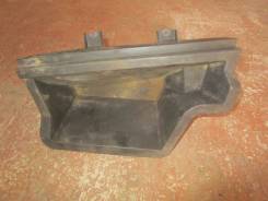 Бардачок. Toyota Avensis, ADT251, AZT250, AZT250L, AZT250W, AZT251, AZT251L, AZT251W, AZT255, AZT255W, CDT250, ZZT251, ZZT251L Двигатели: 1AZFE, 1AZFS...