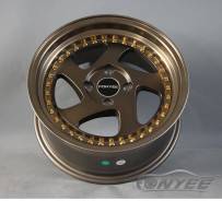 Rotiform. 7.0x15", 4x100.00, ET30, ЦО 73,1 мм. Под заказ
