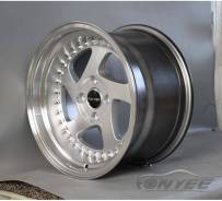 Rotiform. 8.5x15", 4x100.00, ET17, ЦО 73,1 мм. Под заказ