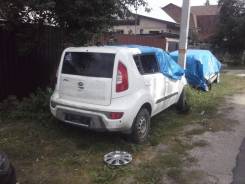 Задняя часть автомобиля. Kia Soul