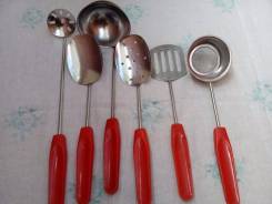 Сервизы столовые.