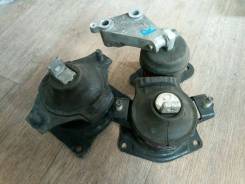 Подушка двигателя. Honda Accord Tourer Honda Accord, UA-CL7, ABA-CM3, ABA-CL9, LA-CL9, CL9, LA-CM2, DBA-CM2, CL7, CBA-CM2, CM5, CM3, CM1, ABA-CM2, UA...