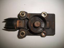Датчик положения коленвала. BMW 6-Series, E63, E64 BMW 5-Series, E60, E61 BMW 7-Series, E65, E66, E67 BMW X5, E53, E70 Двигатели: N62B40, N62B44, N62B...