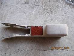 Подлокотник. Toyota Allion, ZZT240, NZT240, ZZT245, AZT240 Toyota Premio, ZZT245, AZT240, NZT240, ZZT240 Двигатели: 1AZFSE, 1NZFE, 1ZZFE