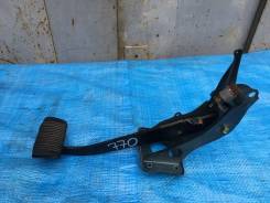Педаль тормоза. Toyota Land Cruiser, FZJ70, FZJ71, FZJ73, FZJ74, FZJ75, FZJ76, FZJ78, FZJ79, HZJ70, HZJ70V, HZJ71, HZJ71V, HZJ73, HZJ73HV, HZJ73V, HZJ...